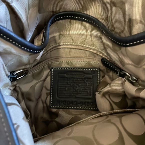 Vintage Coach Soho Leather Shoulder Hobo
Crossbody Bag-Black - Picture 7 of 11